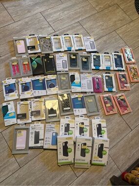 Large Lot NIB Cell Phone Cases 48 Pieces, Resellers!!